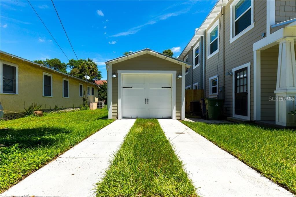 121 W GIDDENS AVE — photo 3