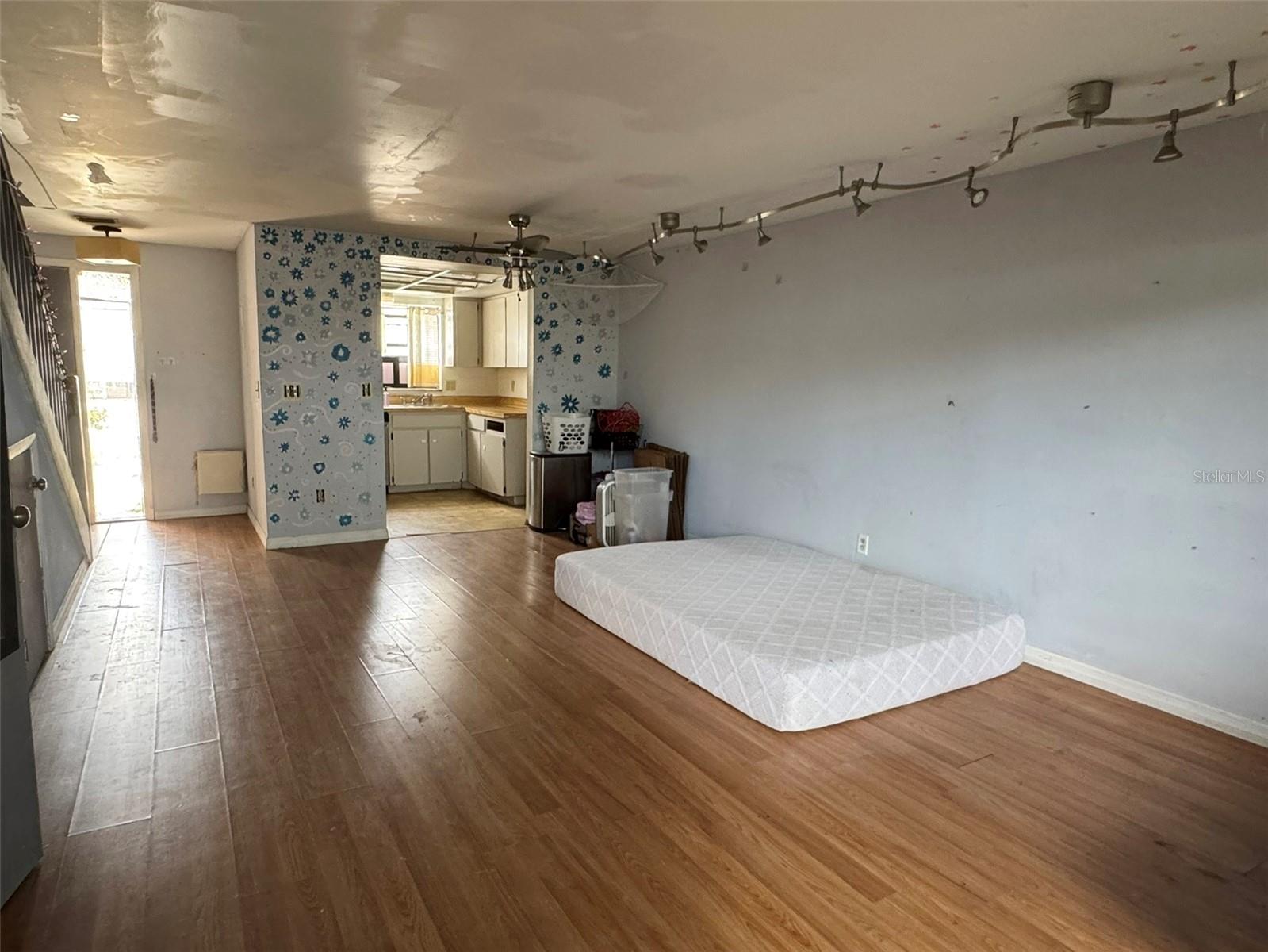 2811 S PINES DR #18 — photo 13