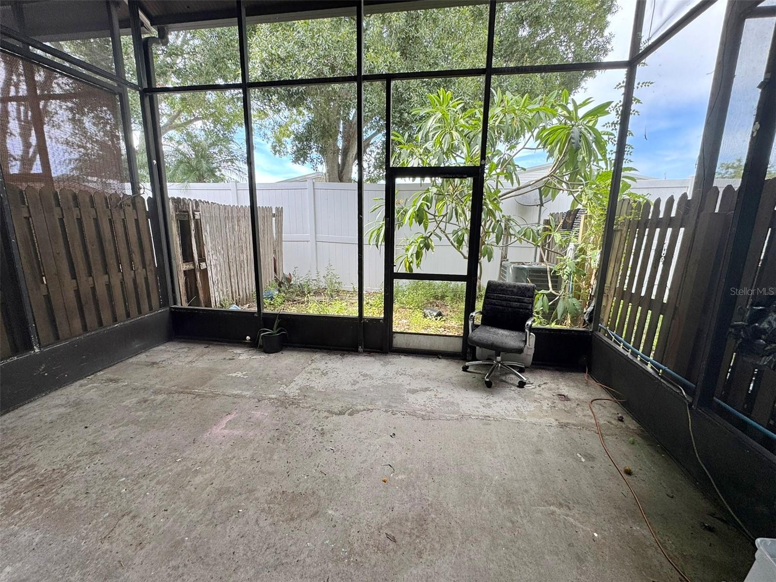 2811 S PINES DR #18 — photo 8