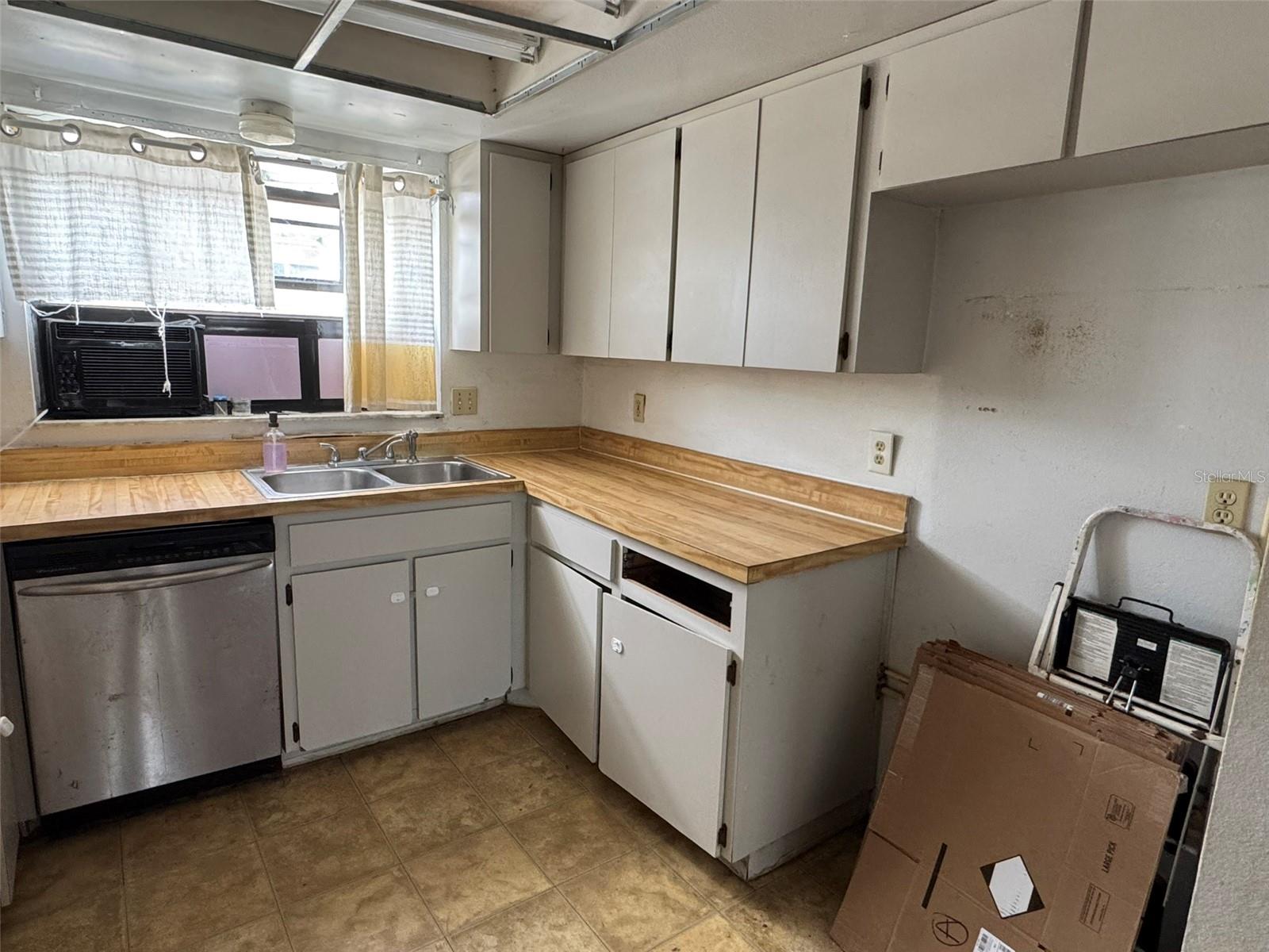 2811 S PINES DR #18 — photo 15
