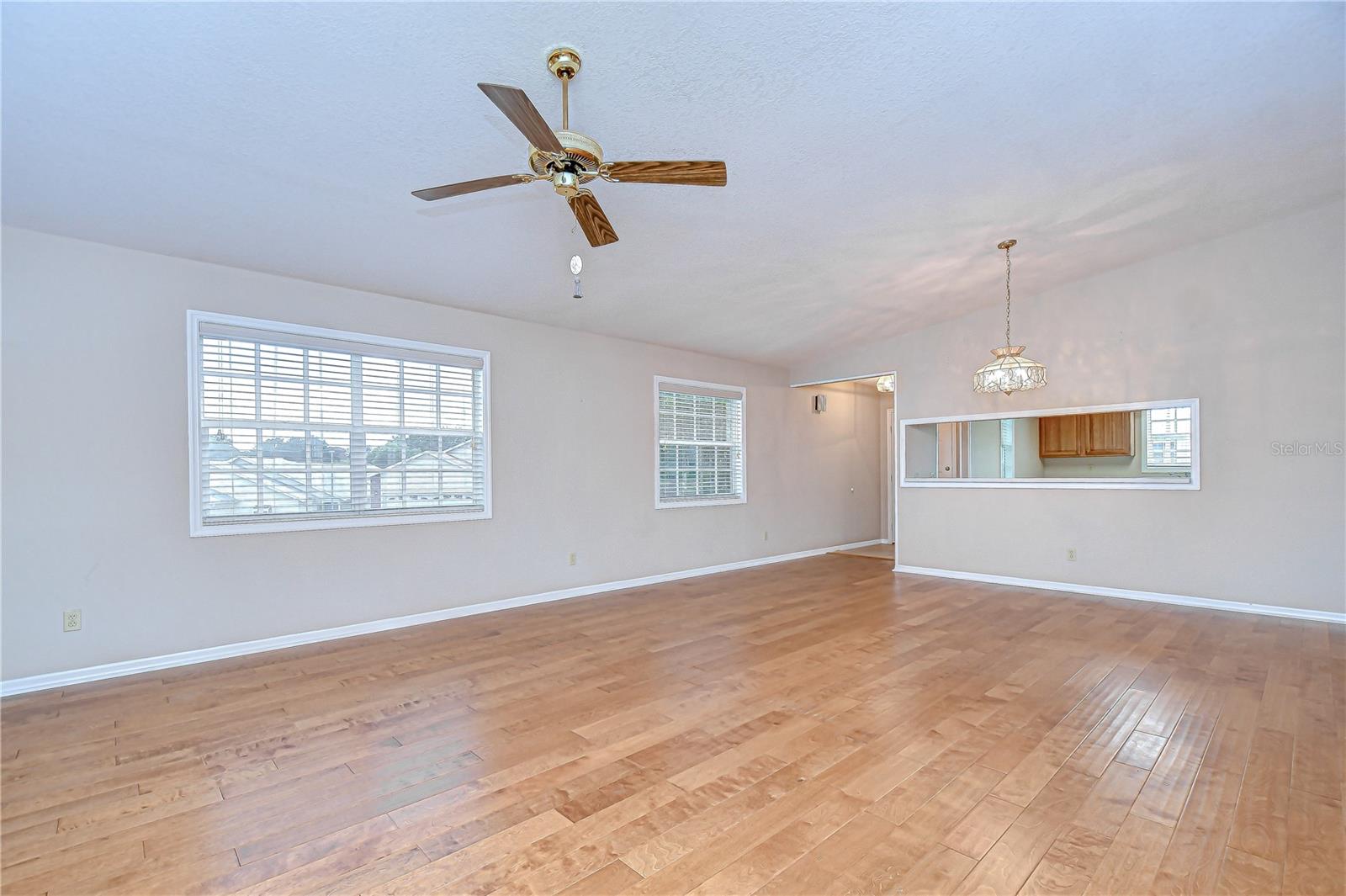5912 NEWBERRY CT — photo 21
