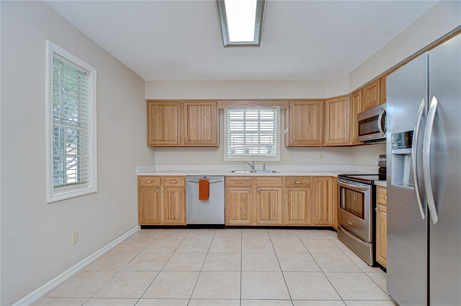 5912 NEWBERRY CT — photo 14