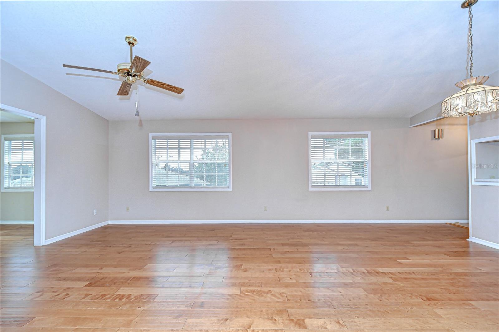 5912 NEWBERRY CT — photo 22