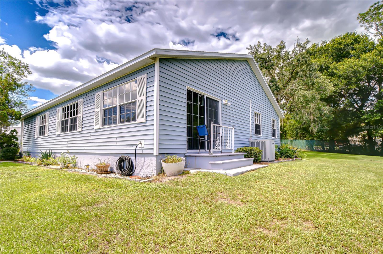 5912 NEWBERRY CT — photo 6