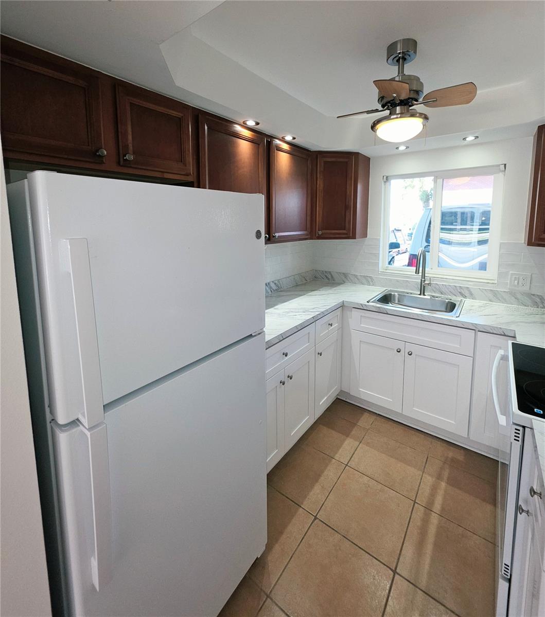 4580 OVERLOOK DR NE #190 — photo 4