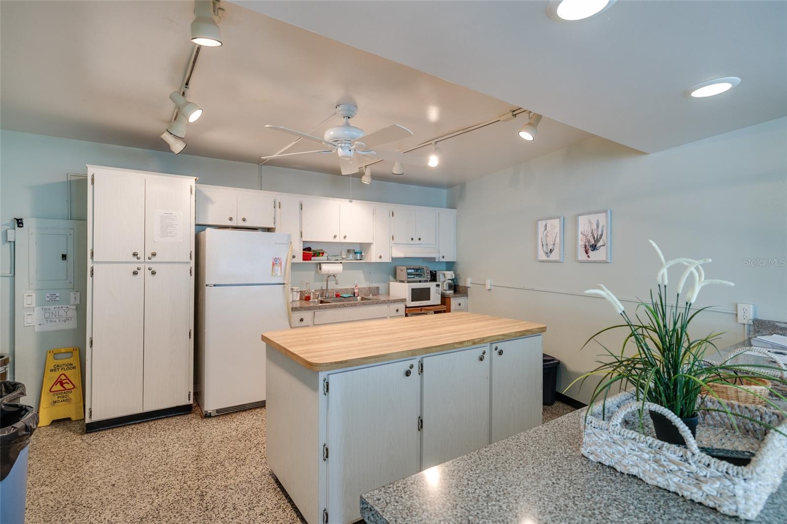 4580 OVERLOOK DR NE #190 — photo 37