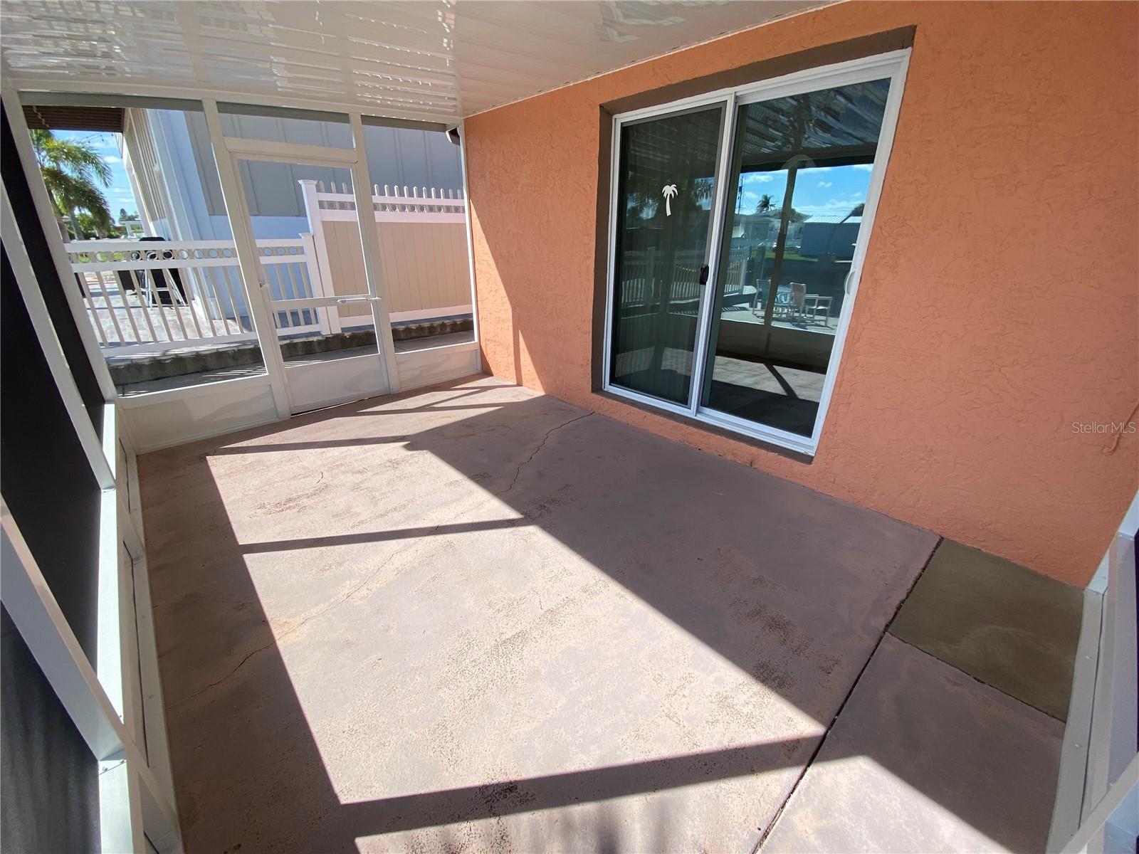 13816 VICTOR AVE — photo 49