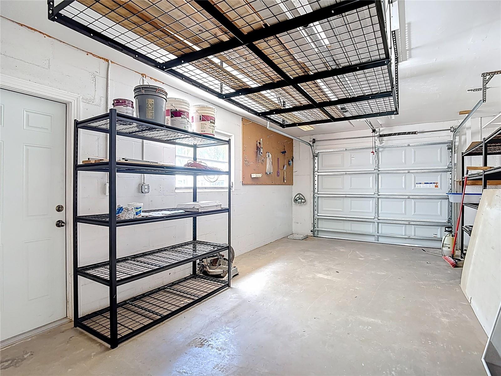 13816 VICTOR AVE — photo 44