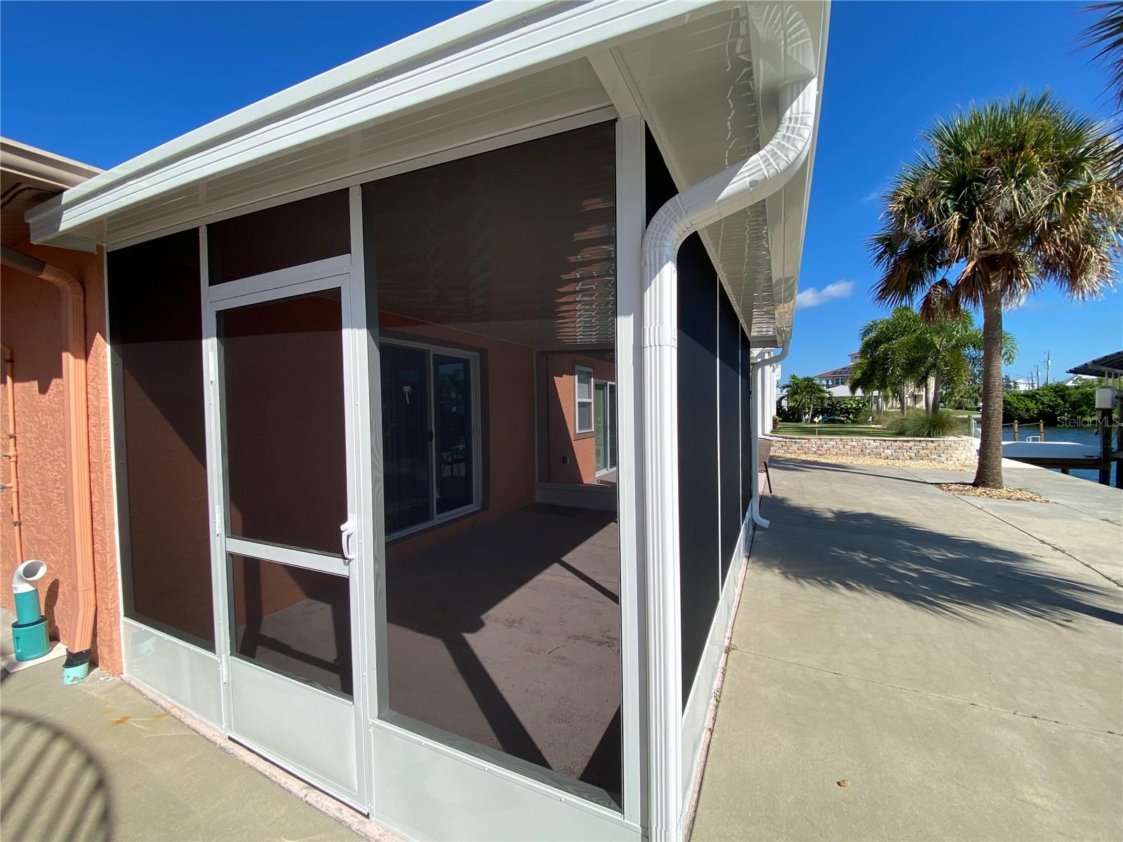 13816 VICTOR AVE — photo 50