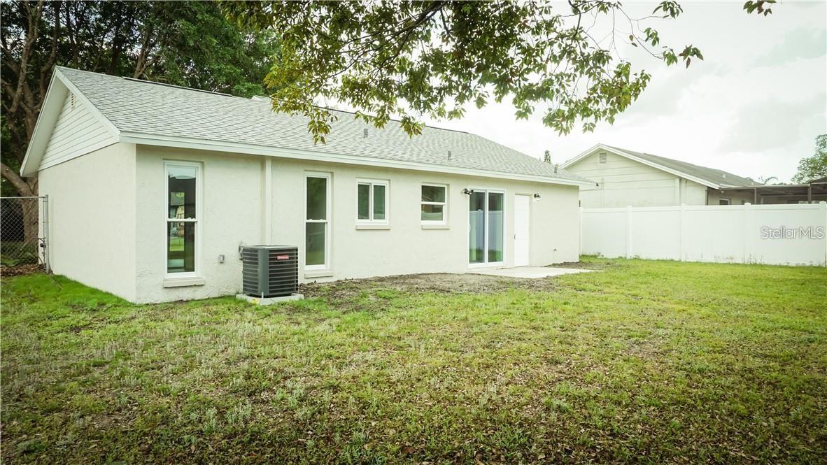 3409 VIDAL ST — photo 2