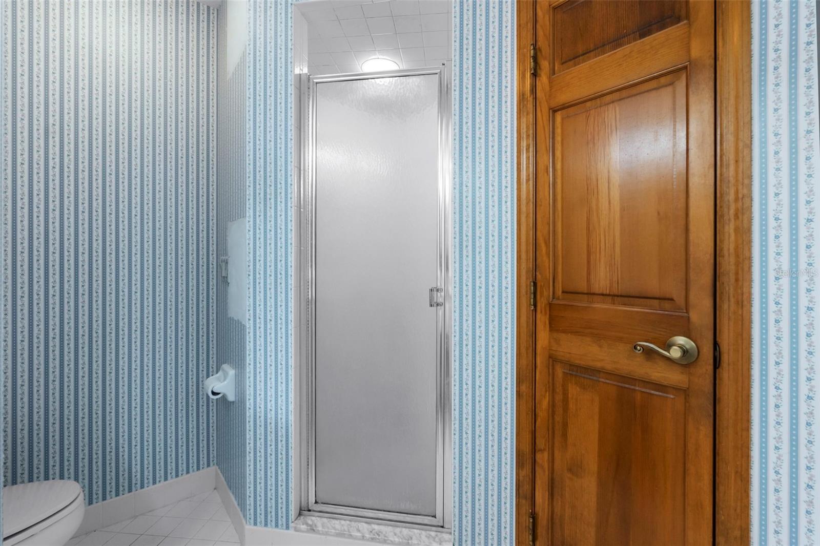 17131 DALBERG DR — photo 27