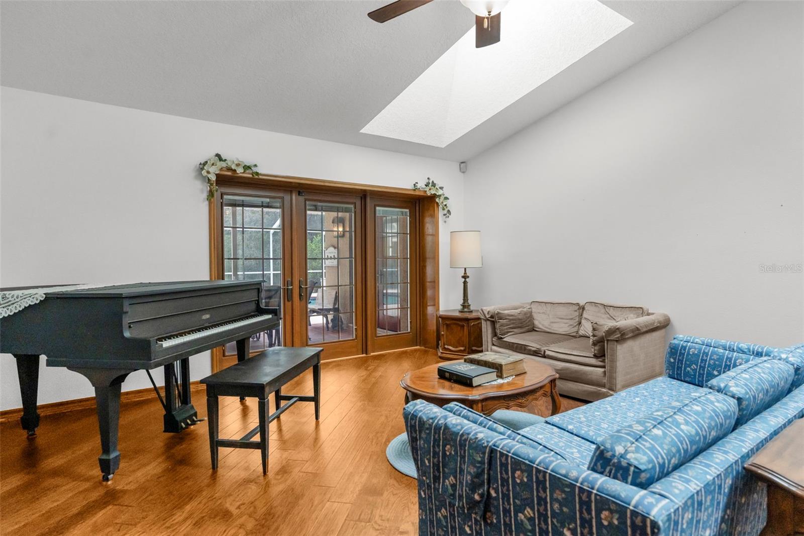 17131 DALBERG DR — photo 17