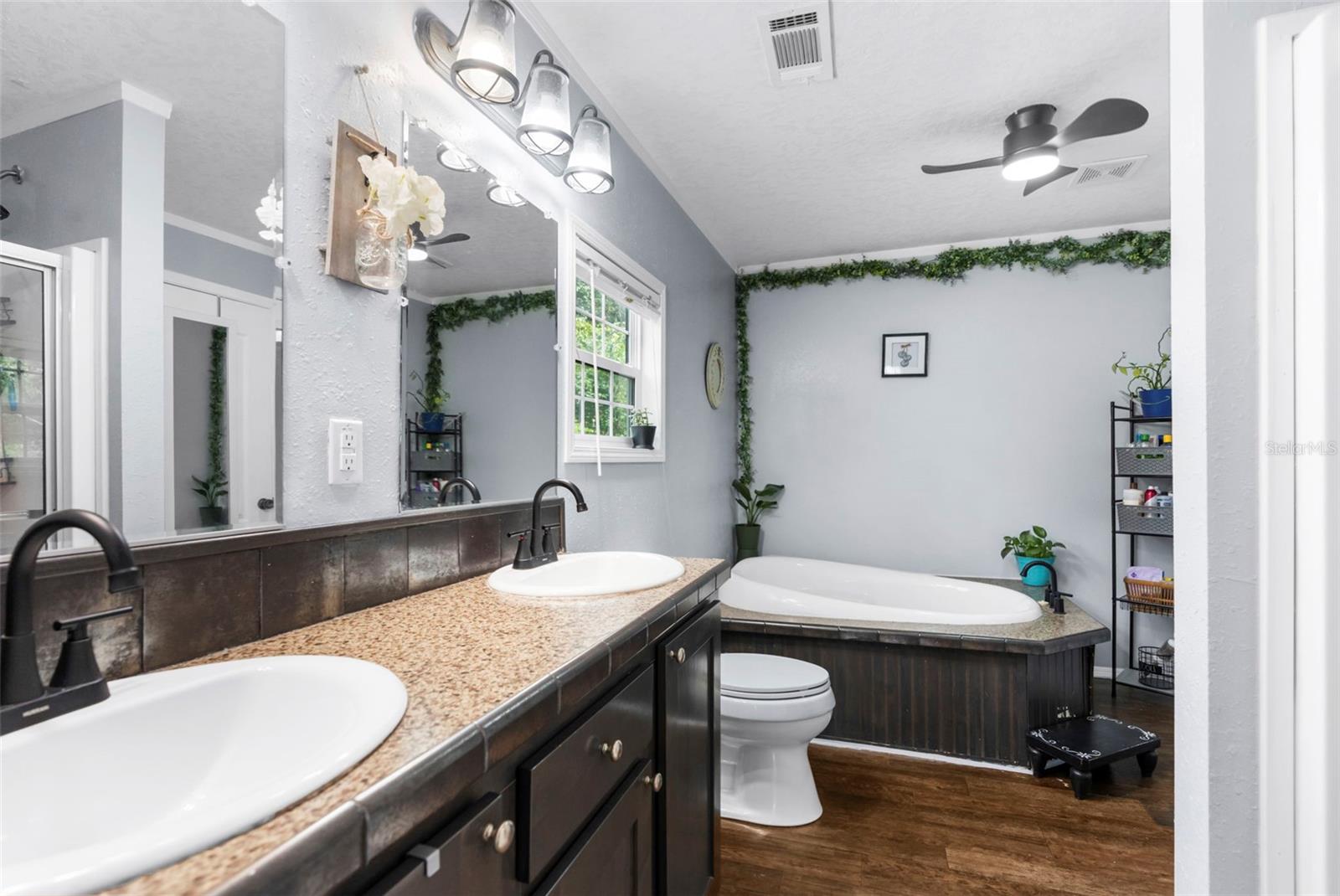 17155 DALBERG DR — photo 8