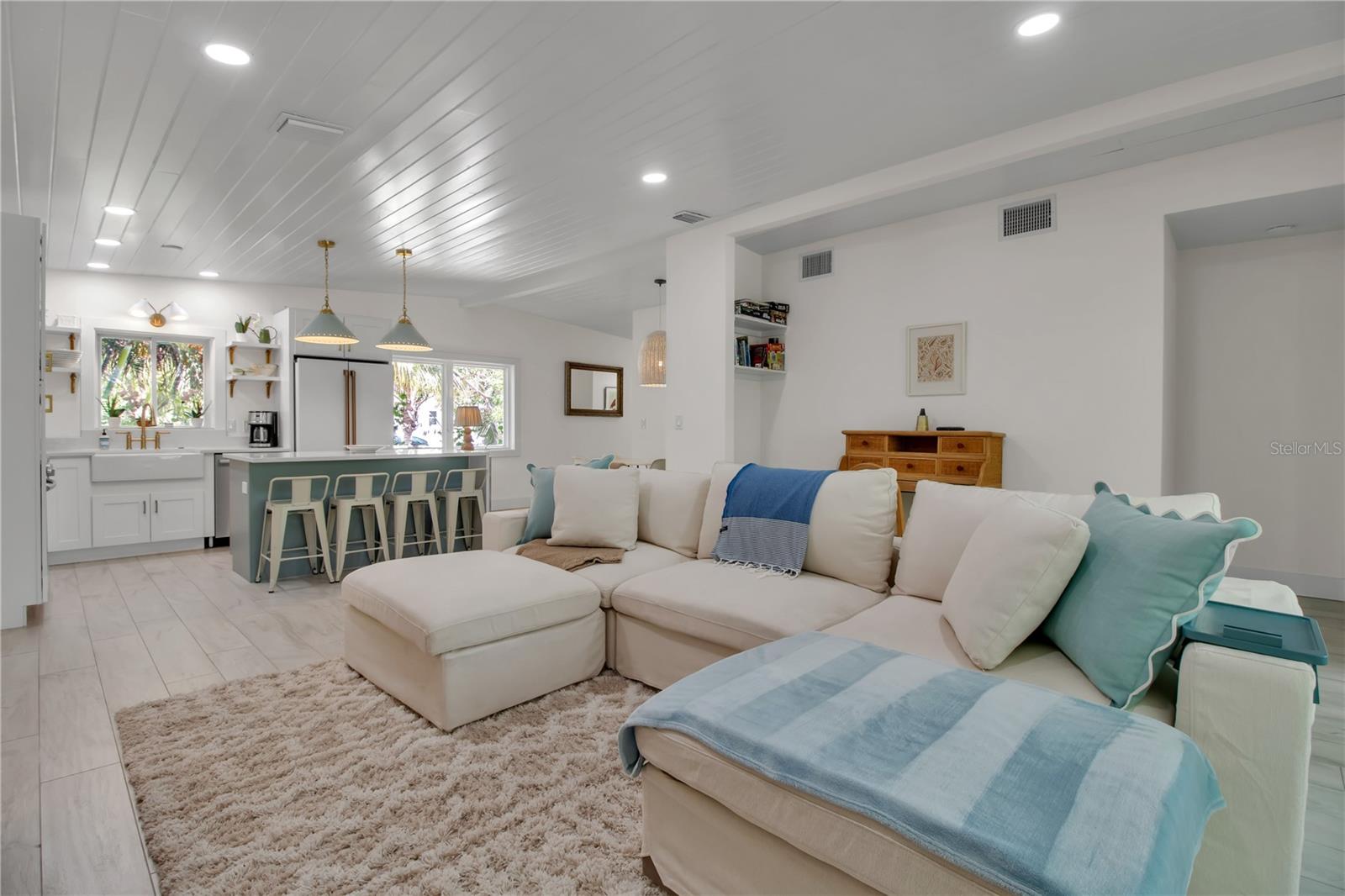 6979 LONGBOAT DR S — photo 13