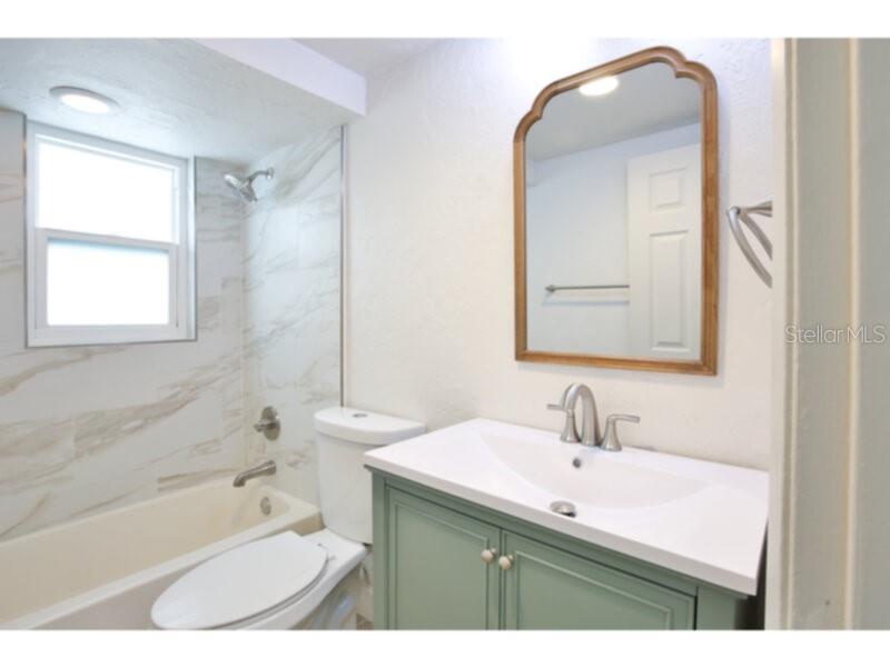 422 JULIA PL #C — photo 18
