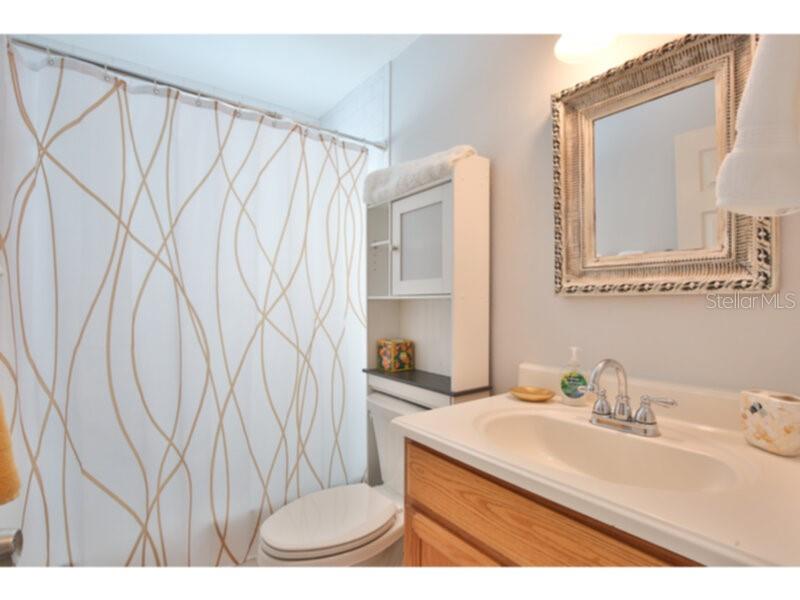 422 JULIA PL #C — photo 12