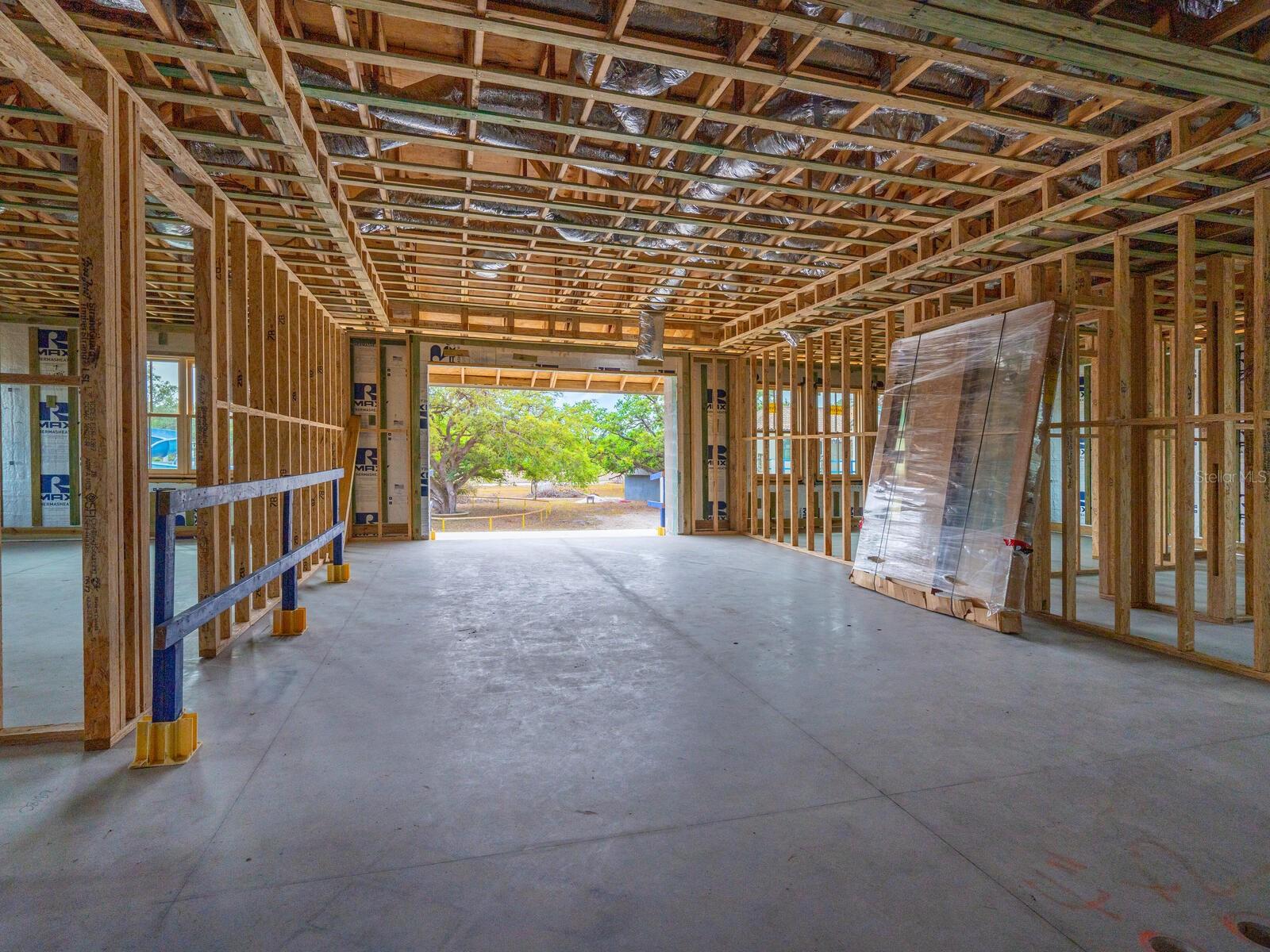 600 N JACKSON RD — photo 24