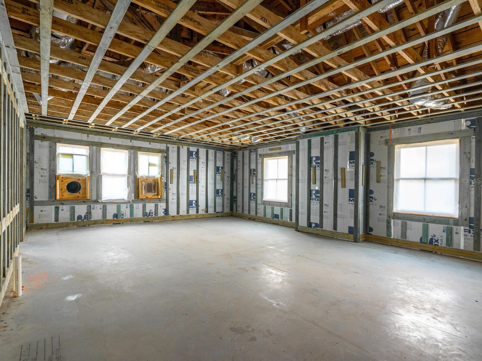 600 N JACKSON RD — photo 20