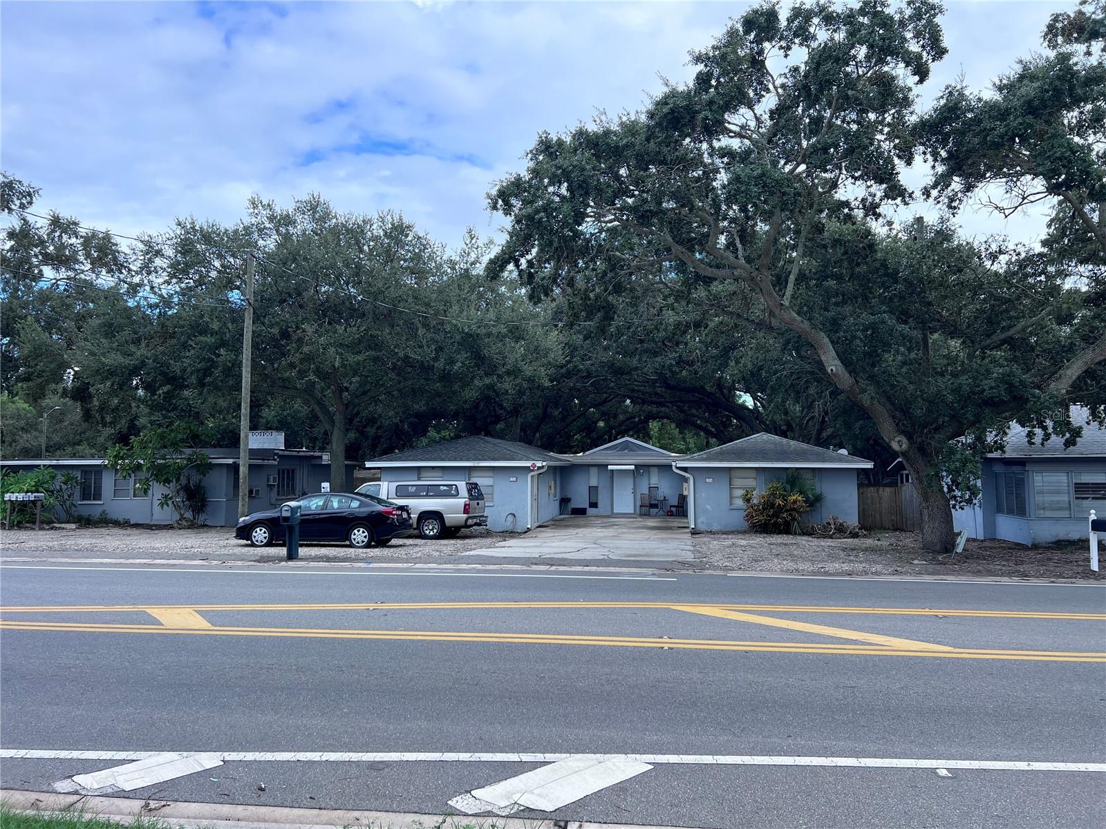 1302 SUNSET PT RD — photo 4