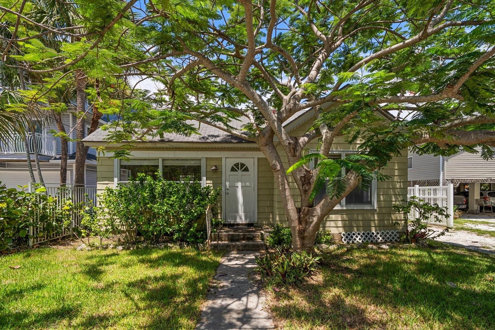 8405 BAYSHORE DR — photo 17