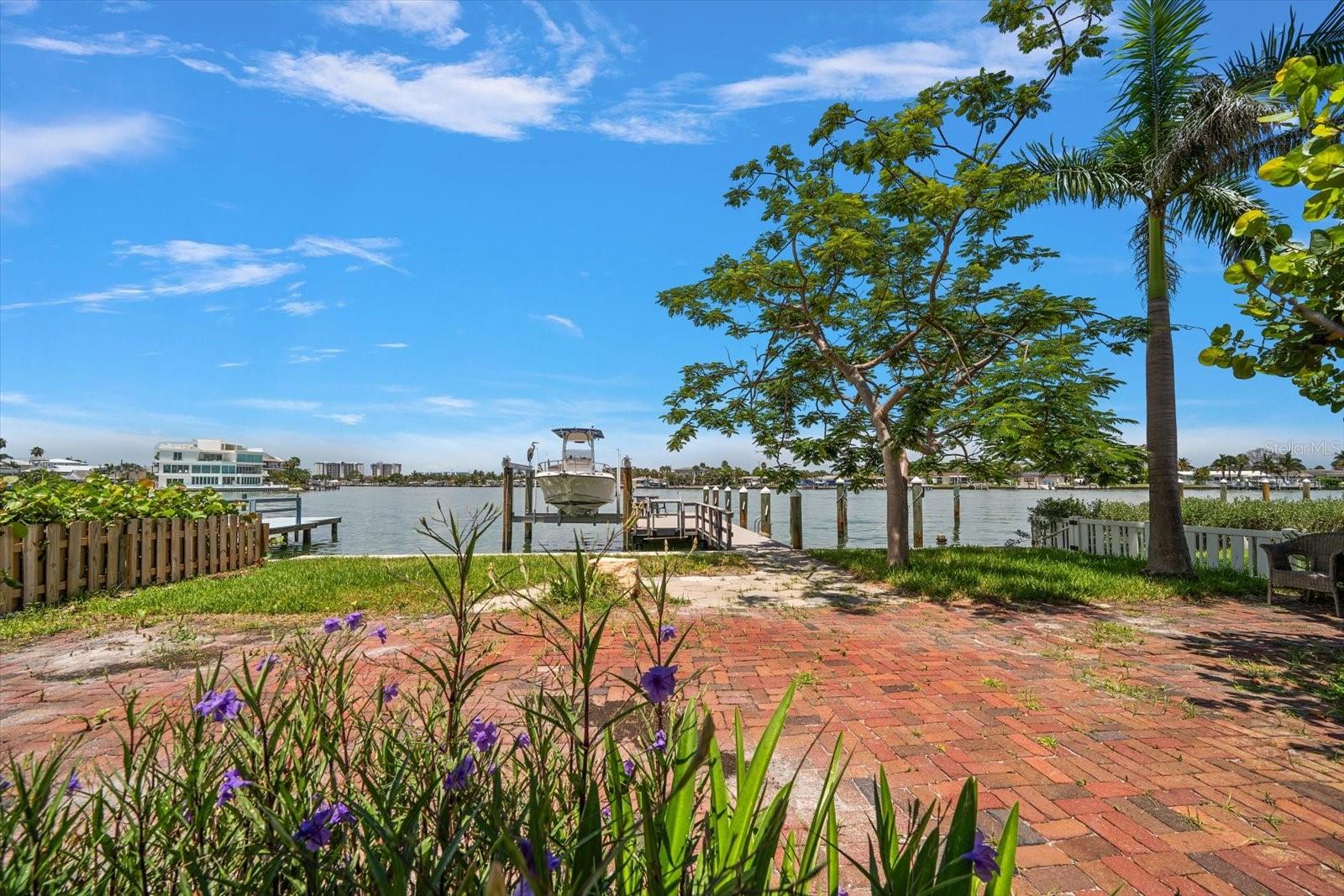 8405 BAYSHORE DR — photo 29