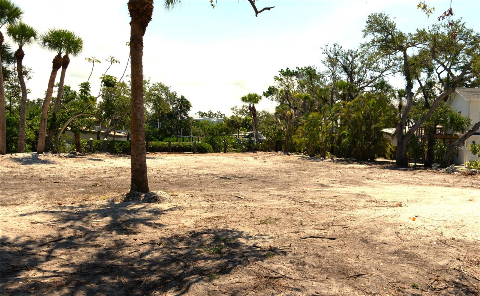 7233 MIDNIGHT PASS RD — photo 20