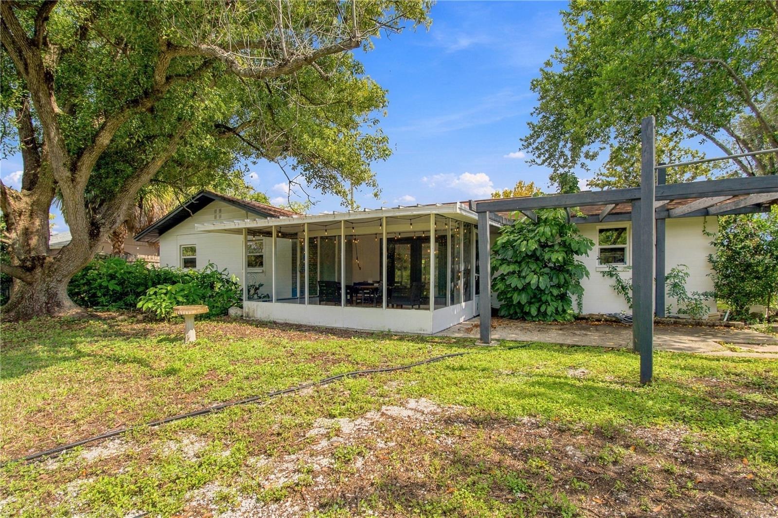 8609 DRIFTWOOD DR — photo 25