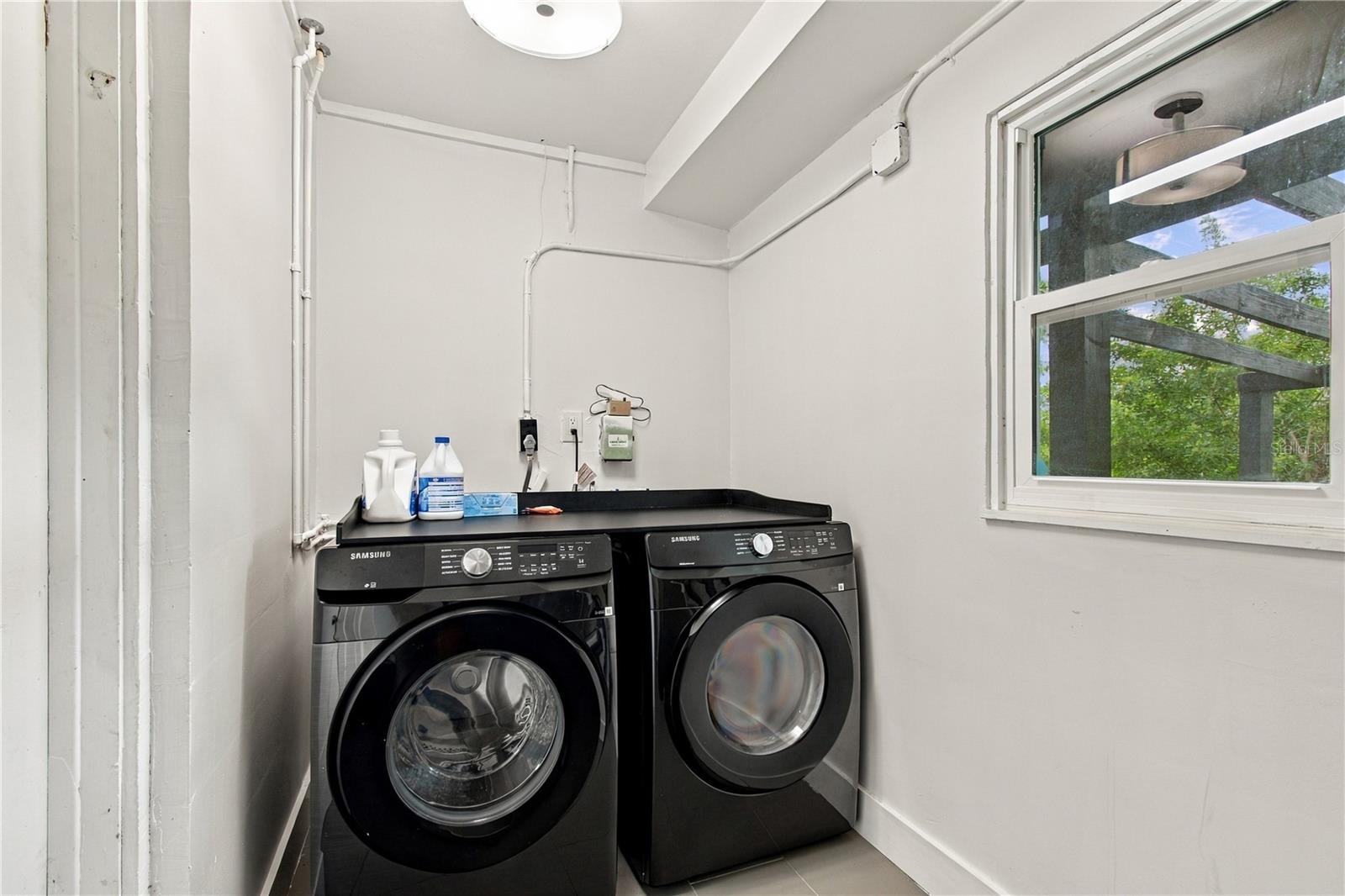 8609 DRIFTWOOD DR — photo 20