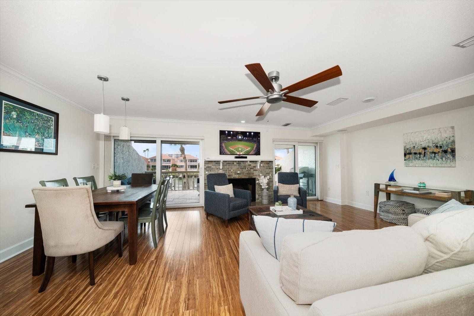 119 MARINA DEL REY CT — photo 17