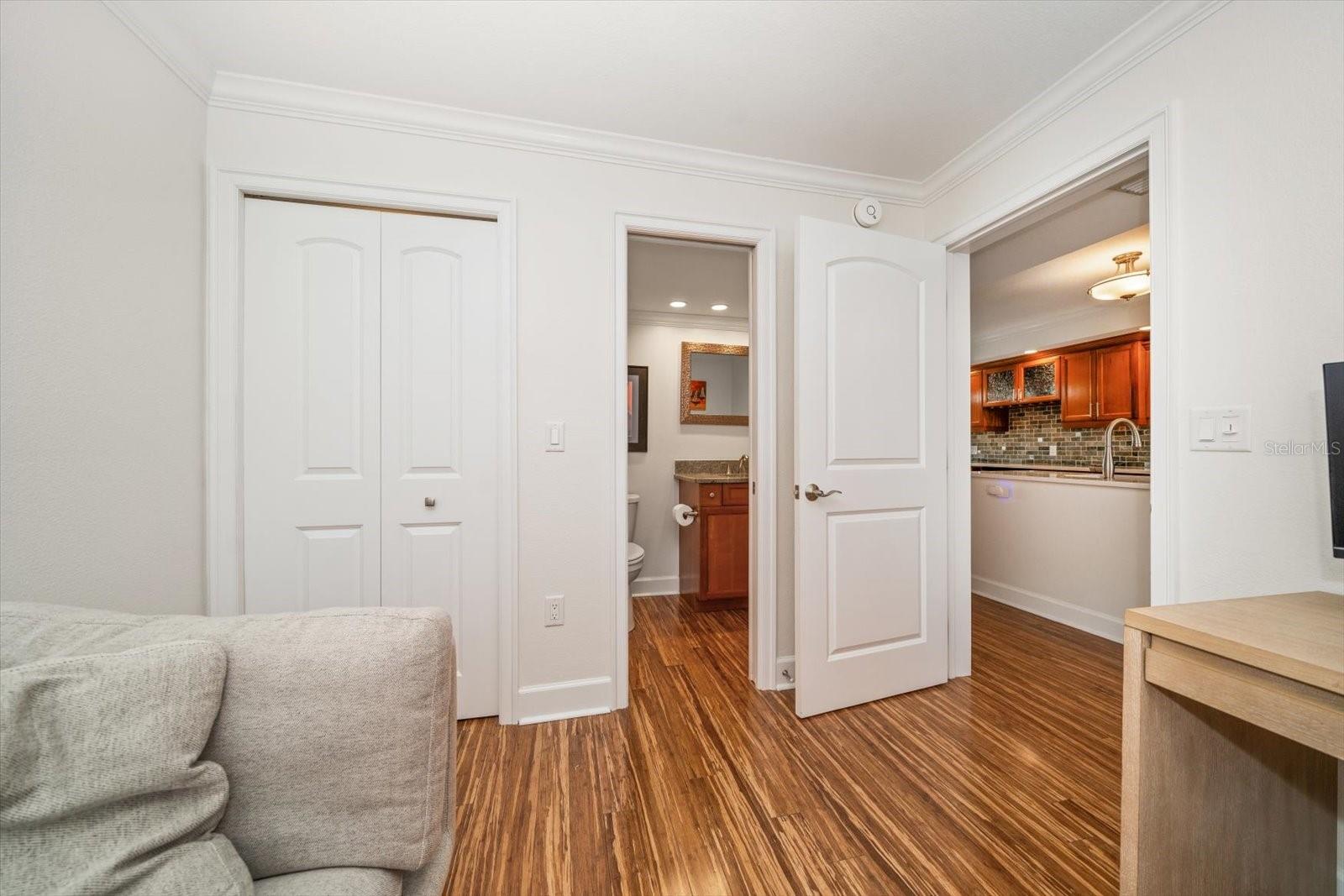 119 MARINA DEL REY CT — photo 29