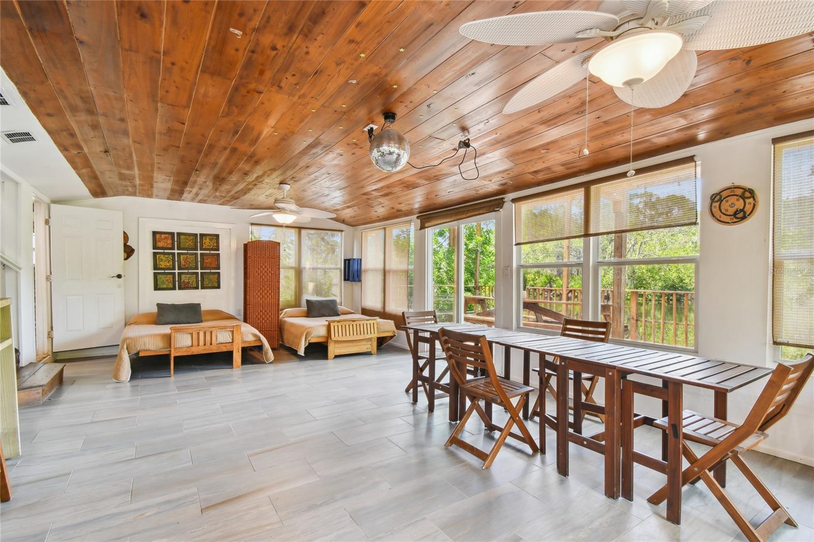5909 MOHR RD — photo 33