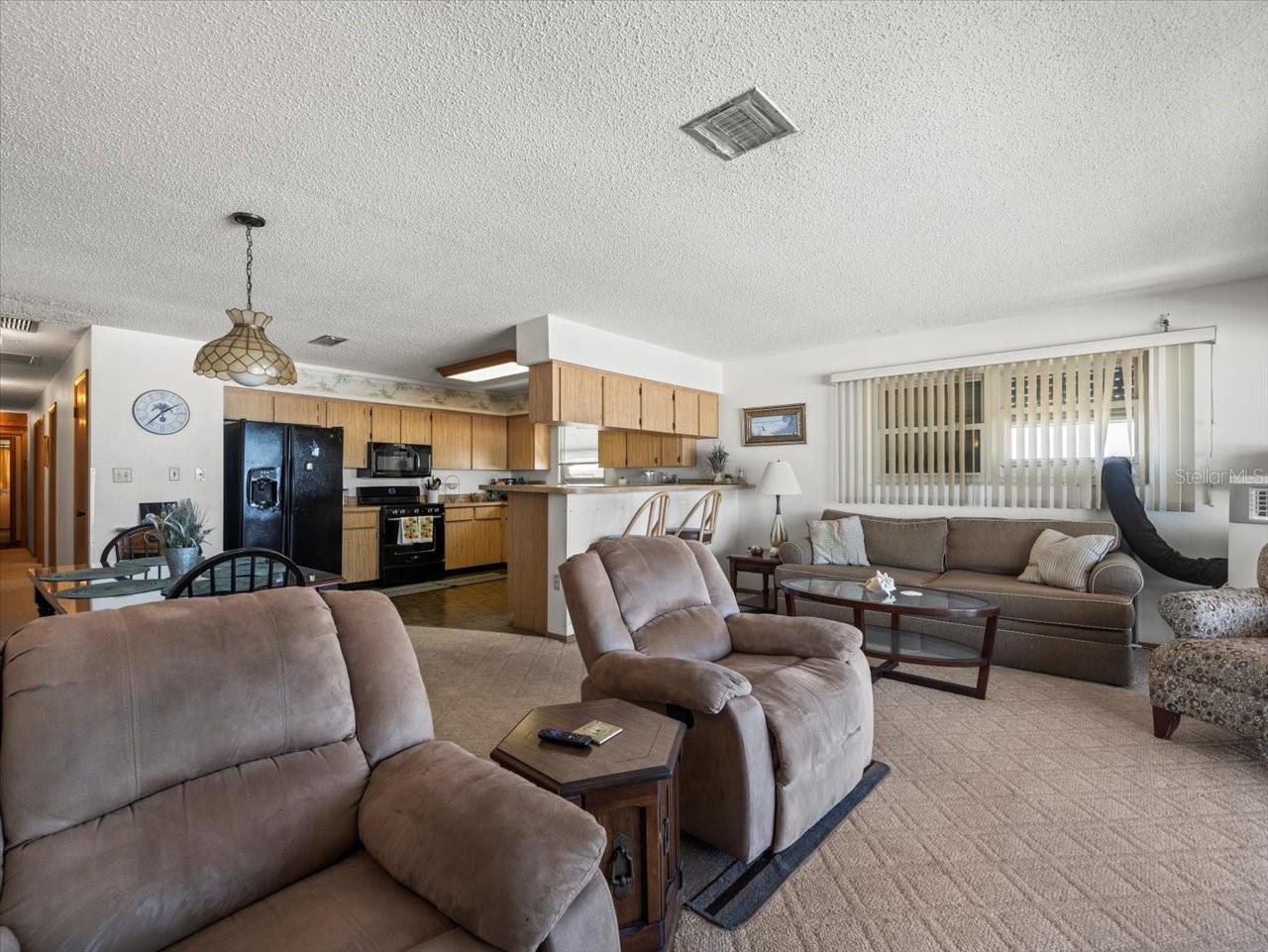 18218 SUNSET BLVD #A — photo 33