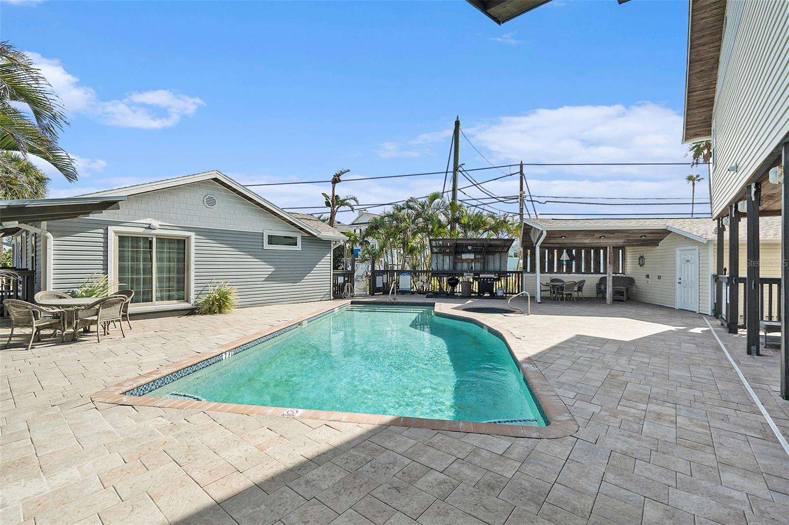 8425 W GULF BLVD — photo 34