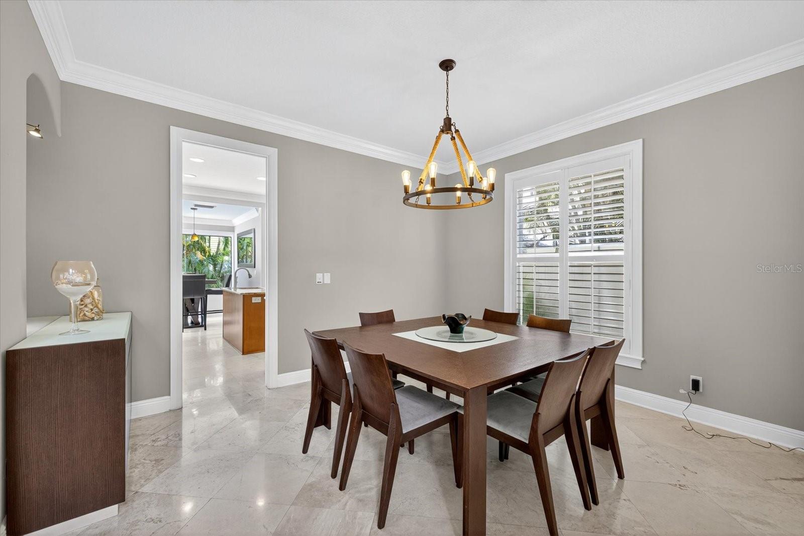 3904 W SANTIAGO ST — photo 15