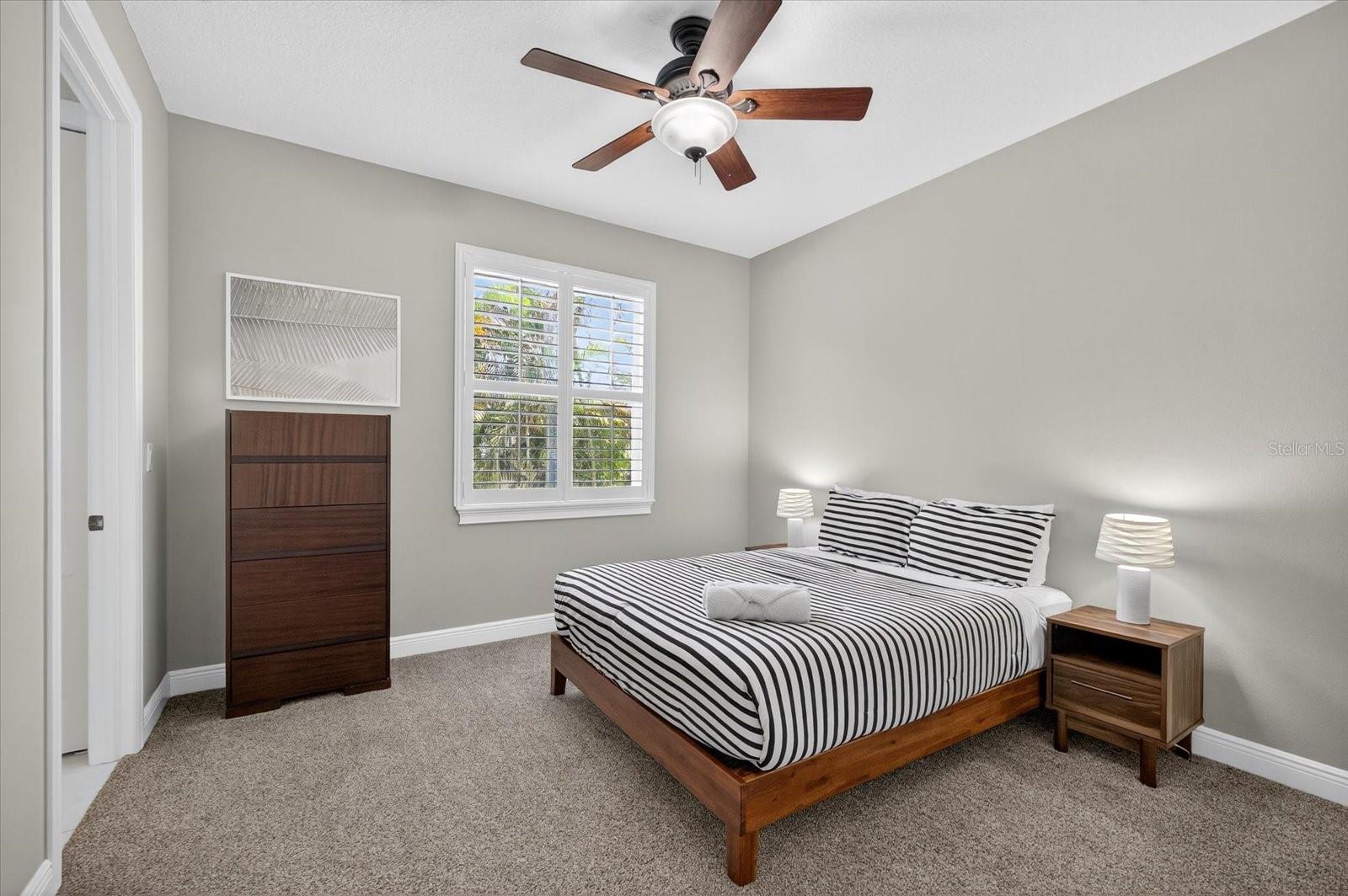 3904 W SANTIAGO ST — photo 38
