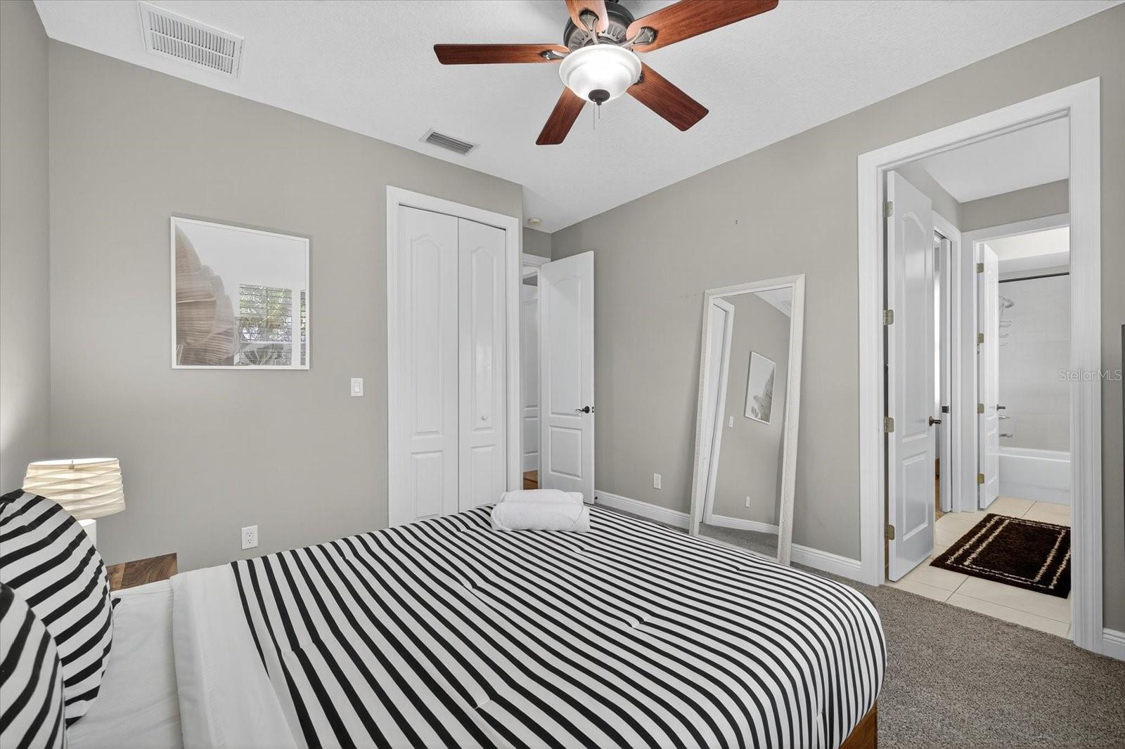 3904 W SANTIAGO ST — photo 39
