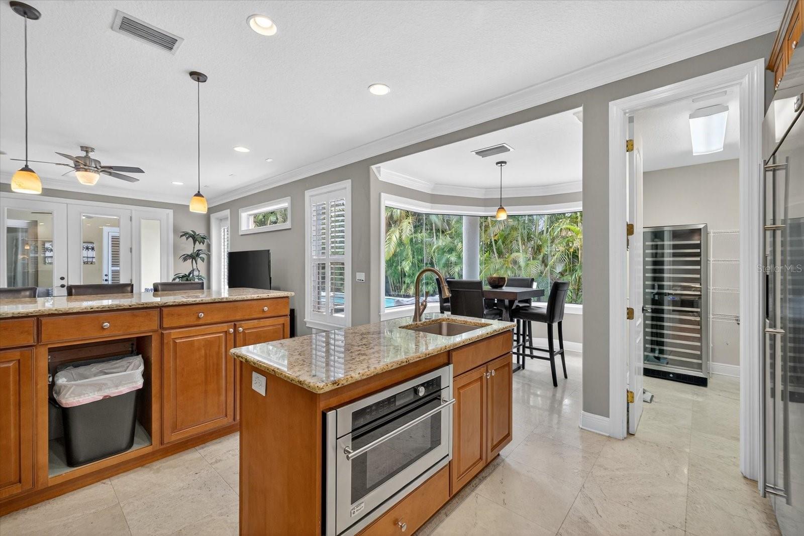 3904 W SANTIAGO ST — photo 11