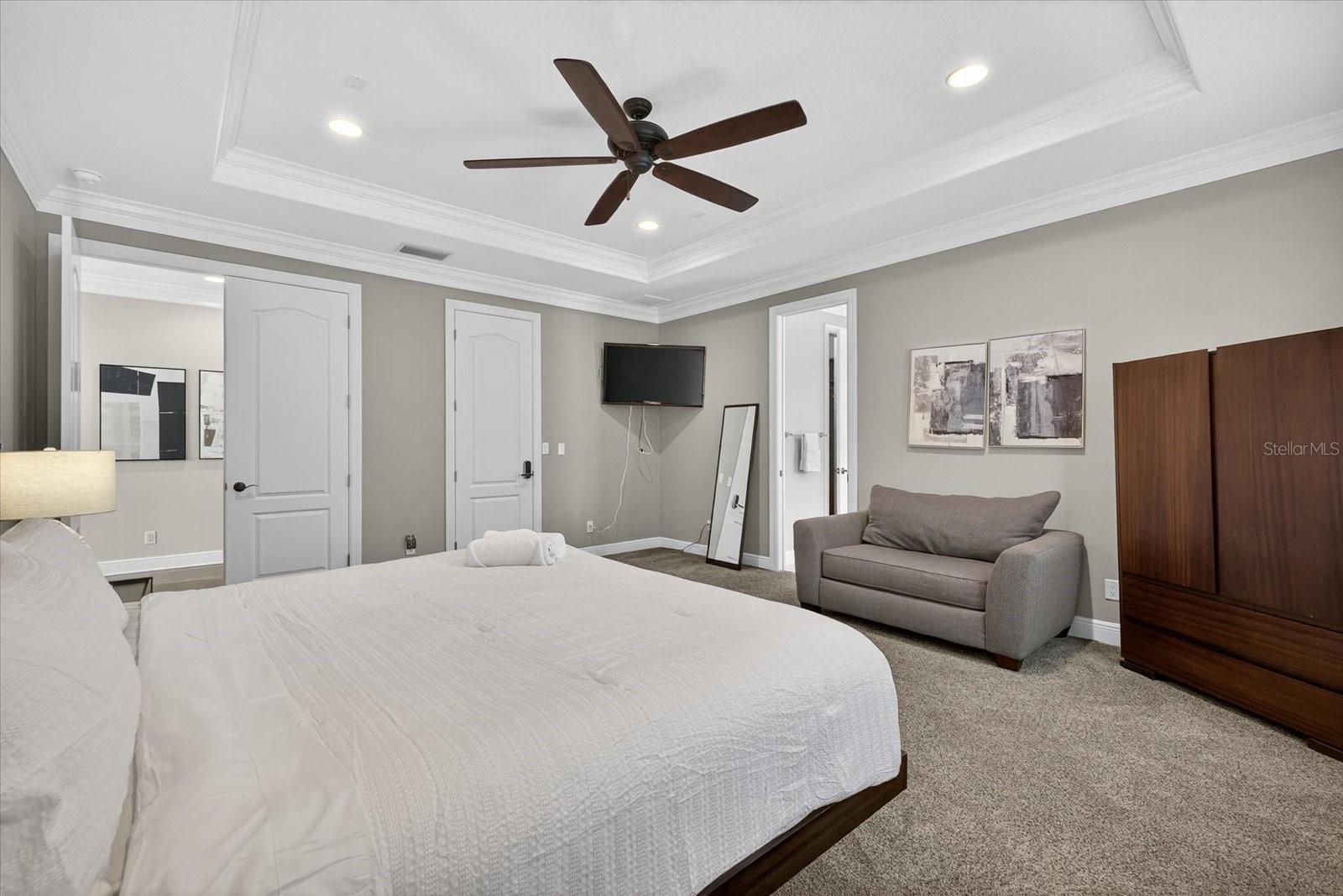 3904 W SANTIAGO ST — photo 45