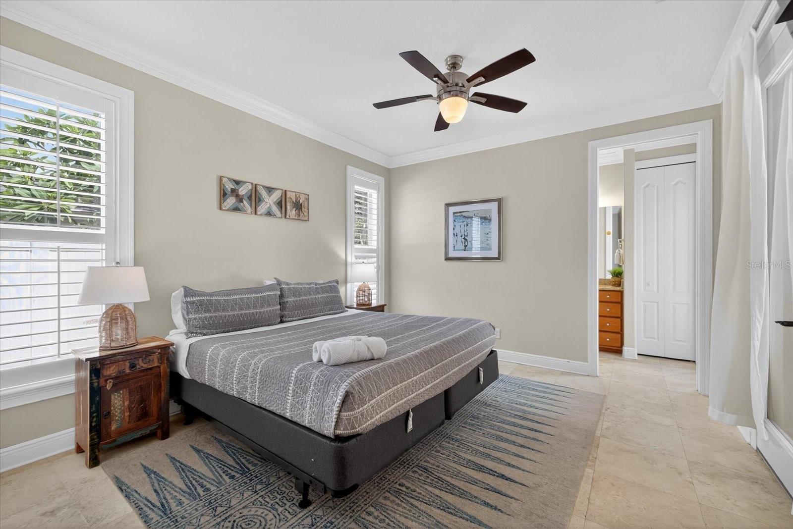 3904 W SANTIAGO ST — photo 27