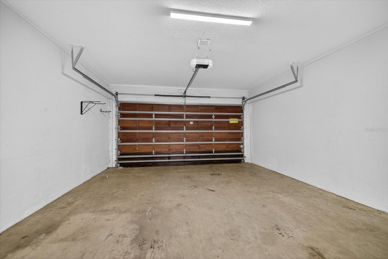3904 W SANTIAGO ST — photo 58