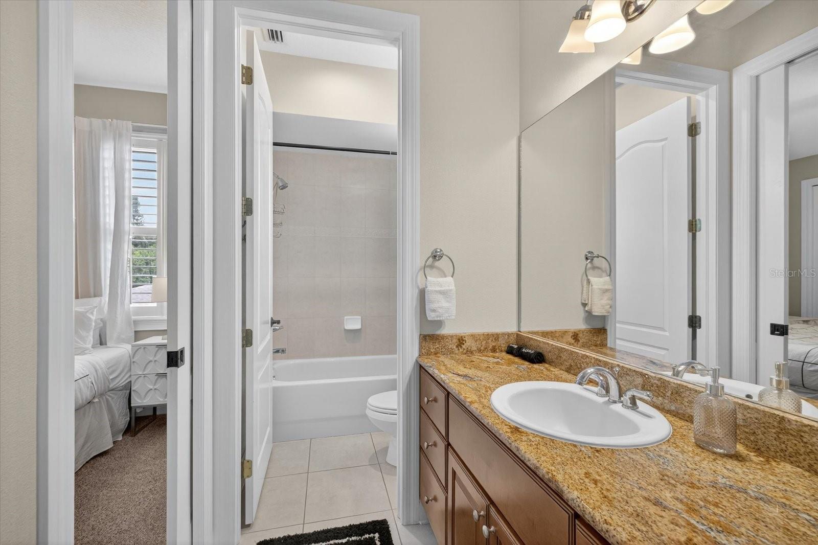 3904 W SANTIAGO ST — photo 40