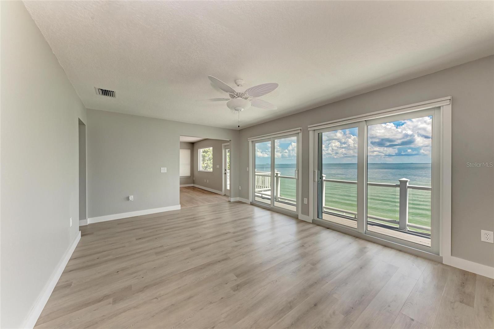 893 N SHORE DR — photo 42