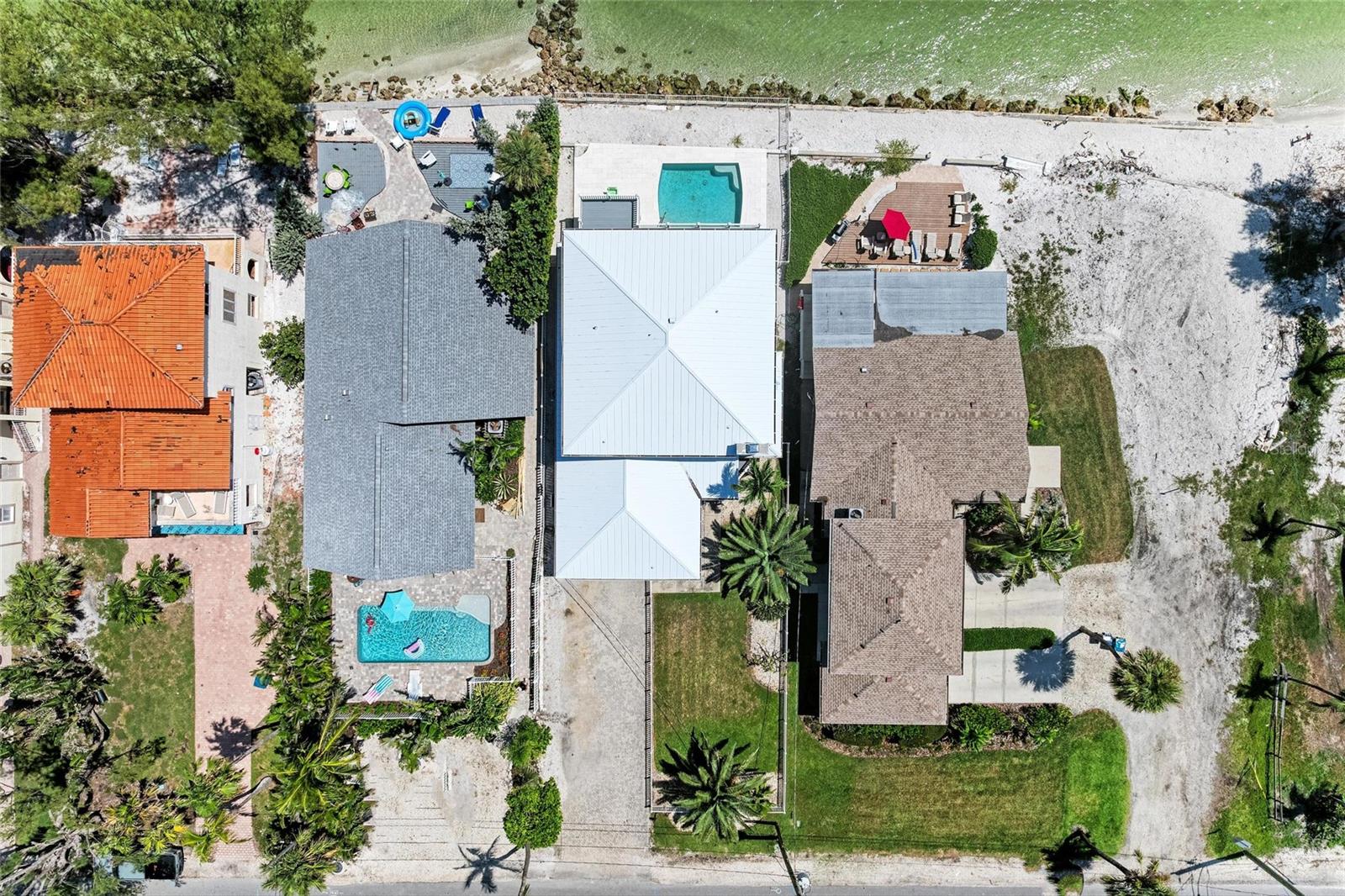 893 N SHORE DR — photo 56