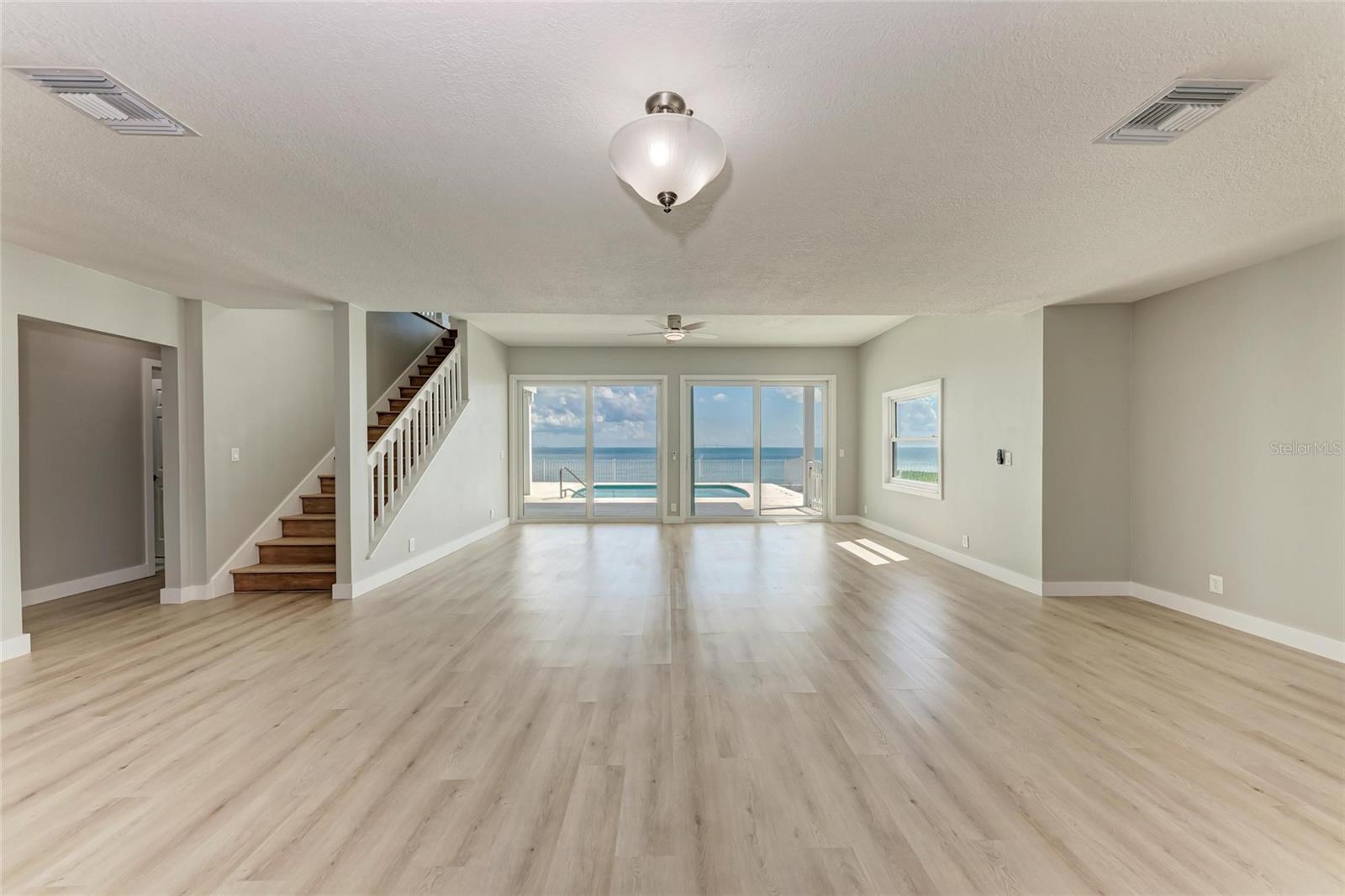 893 N SHORE DR — photo 8