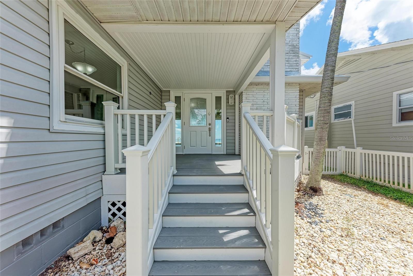 893 N SHORE DR — photo 4