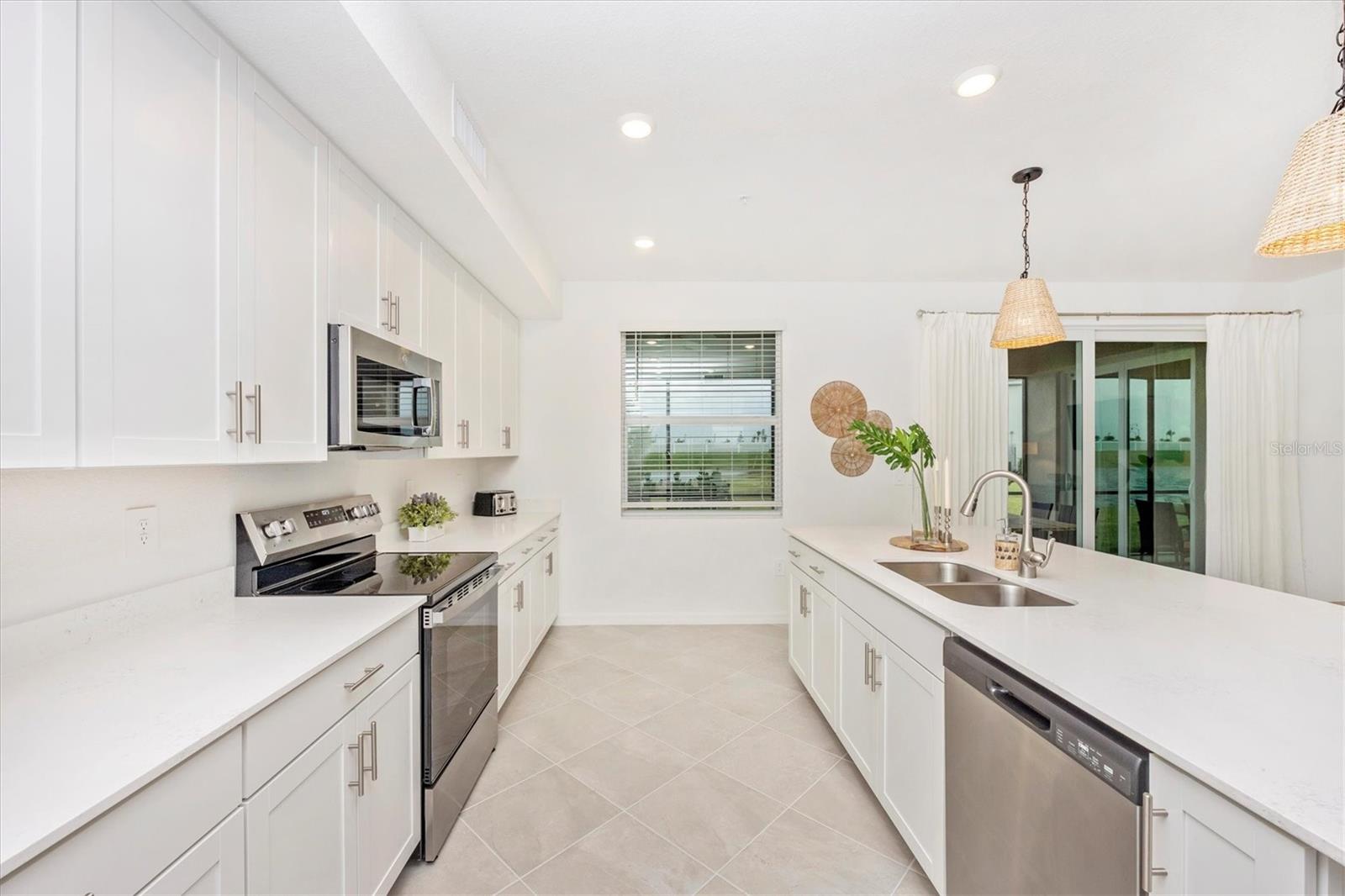 12620 RADIANCE CT #101 — photo 10