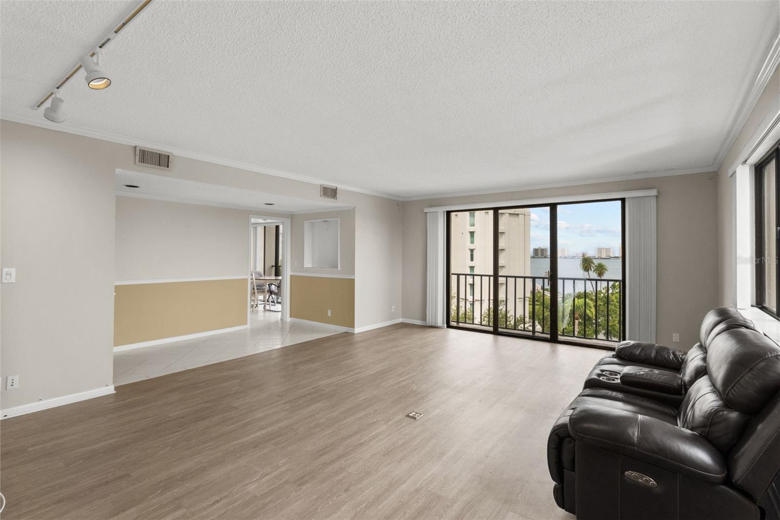 150 BELLEVIEW BLVD #507 — photo 5