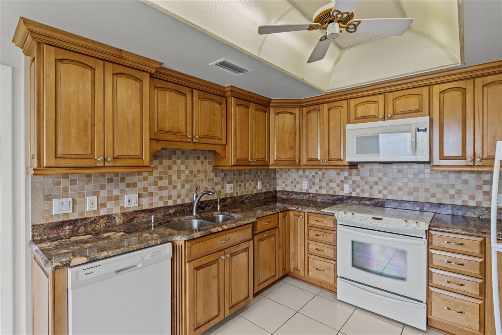 150 BELLEVIEW BLVD #507 — photo 12