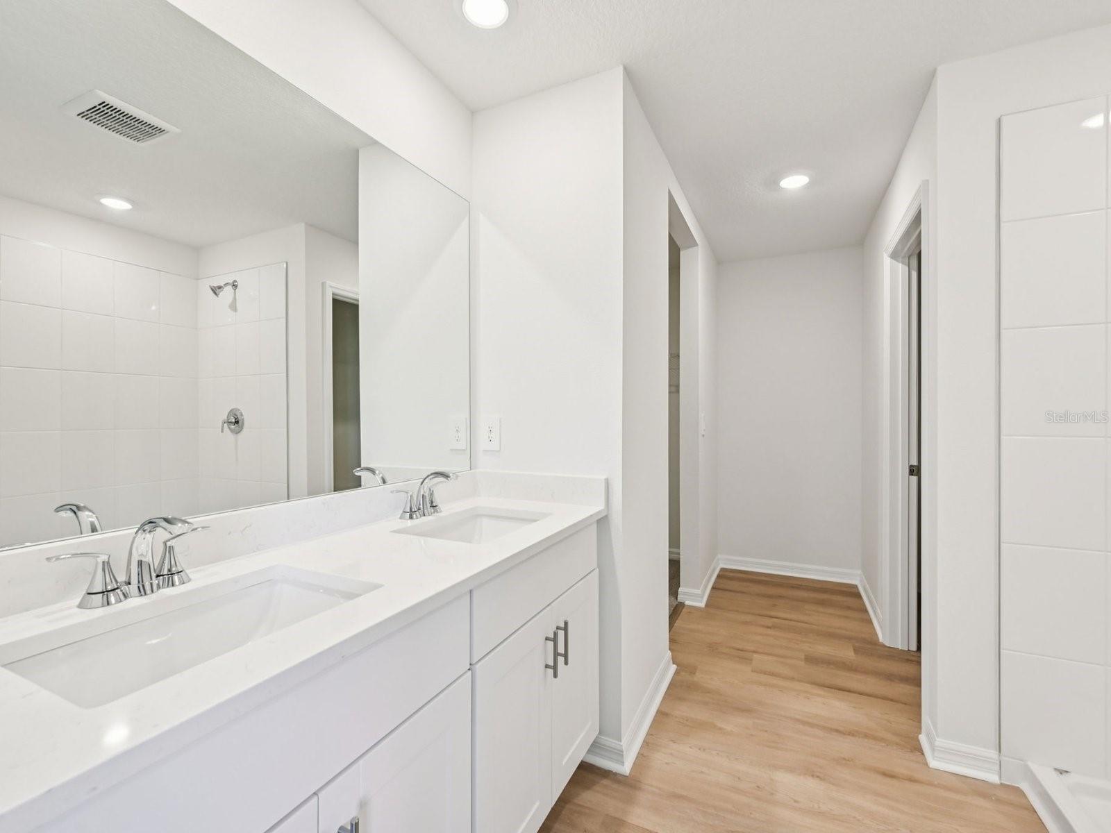 11305 BELLEWOOD TER — photo 16