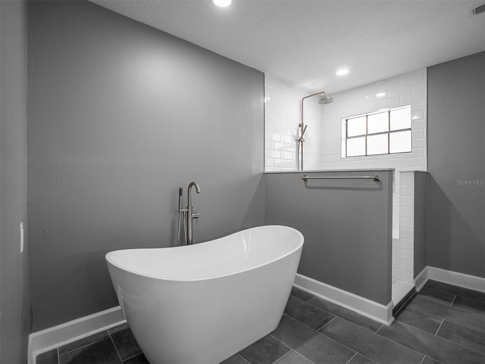 4110 N RIVER VIEW AVE — photo 28